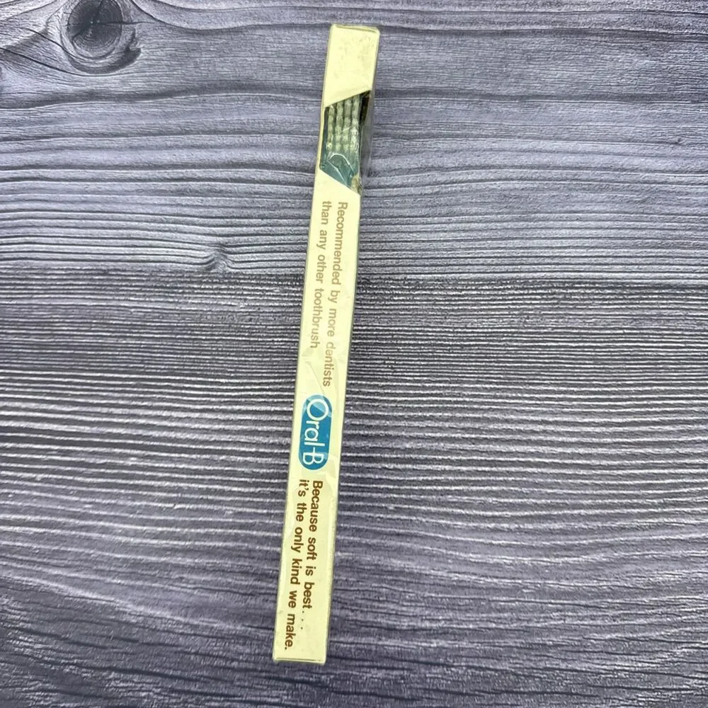 VINTAGE Oral-B 35 Toothbrush 1980s US Olympic Committee 4 Row Size End-Rounded